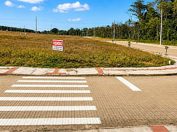 Terreno no Pi�arras Residence Park